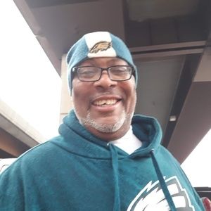 Meet your Posher, Eston